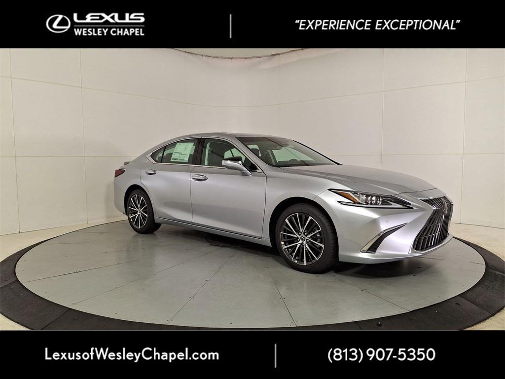 new 2025 Lexus ES 300h car, priced at $51,460
