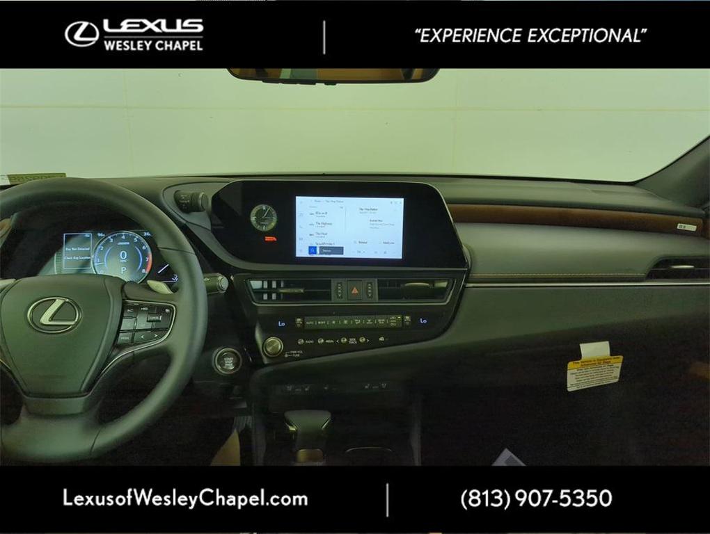 new 2025 Lexus ES 350 car, priced at $47,950