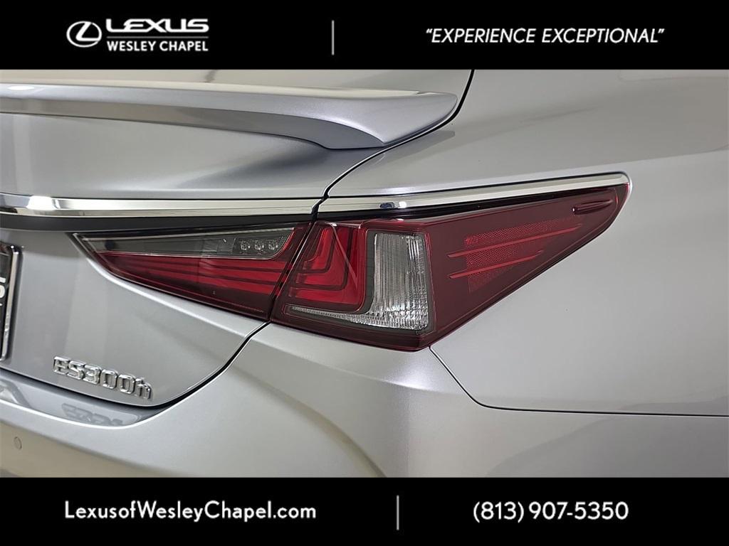 used 2024 Lexus ES 300h car, priced at $42,490