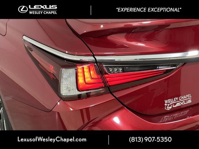 new 2025 Lexus ES 300h car, priced at $49,740