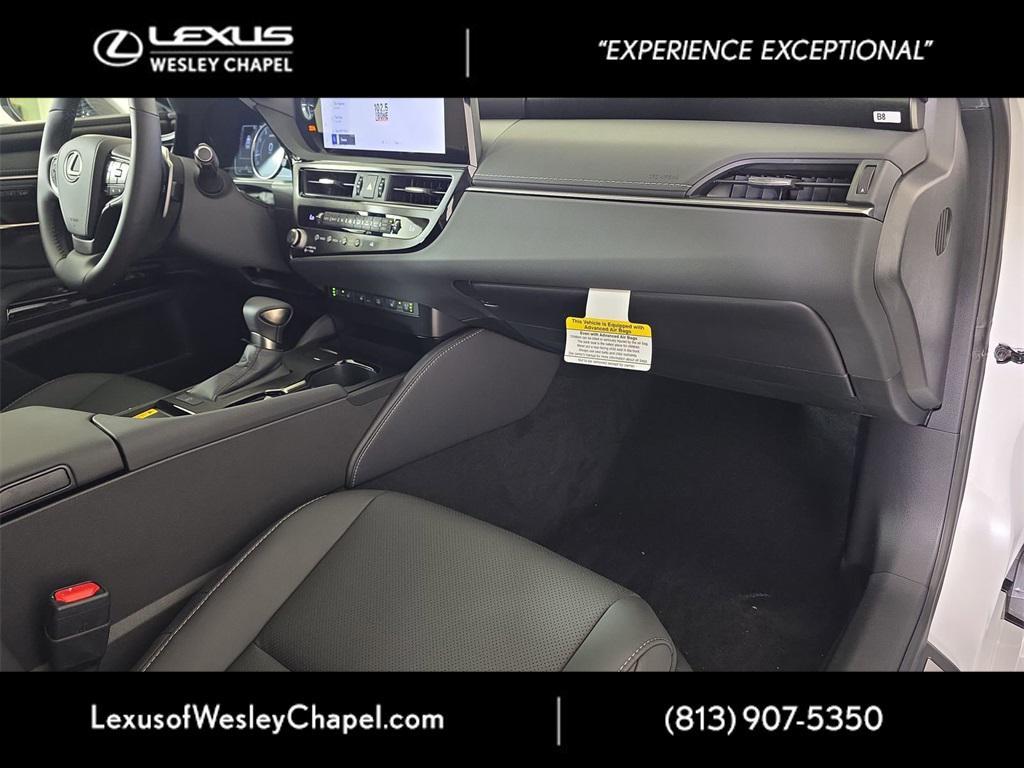 new 2025 Lexus ES 350 car, priced at $50,290