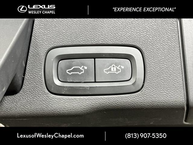 used 2020 Volvo XC60 car, priced at $28,990