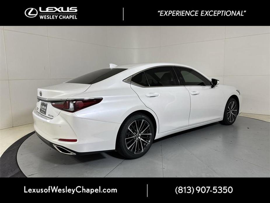 new 2025 Lexus ES 350 car, priced at $45,758