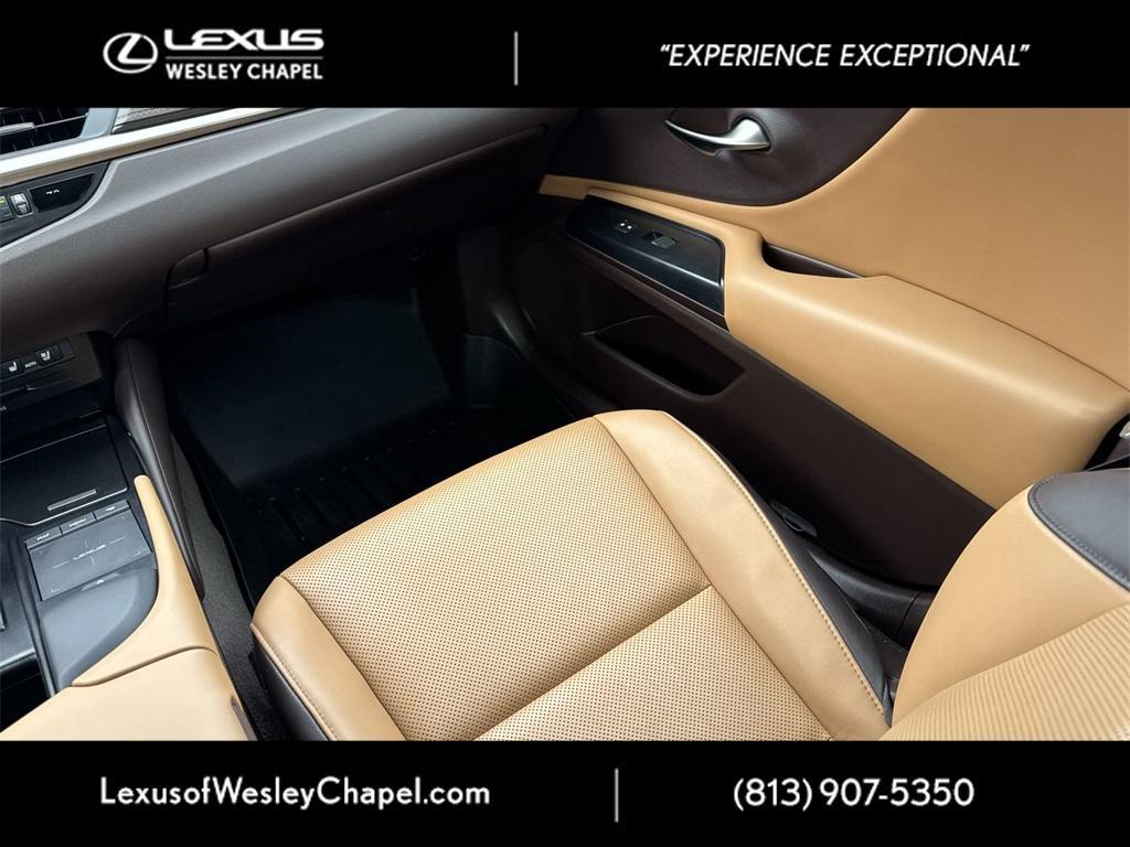 used 2020 Lexus ES 350 car, priced at $29,900