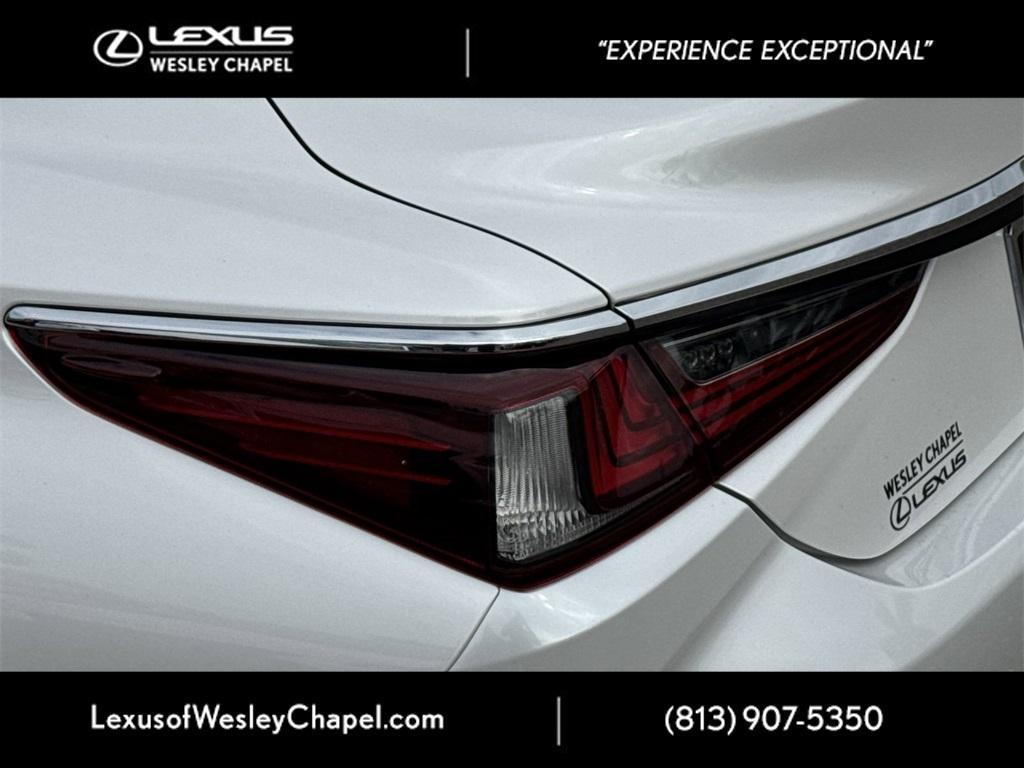 used 2020 Lexus ES 350 car, priced at $29,900