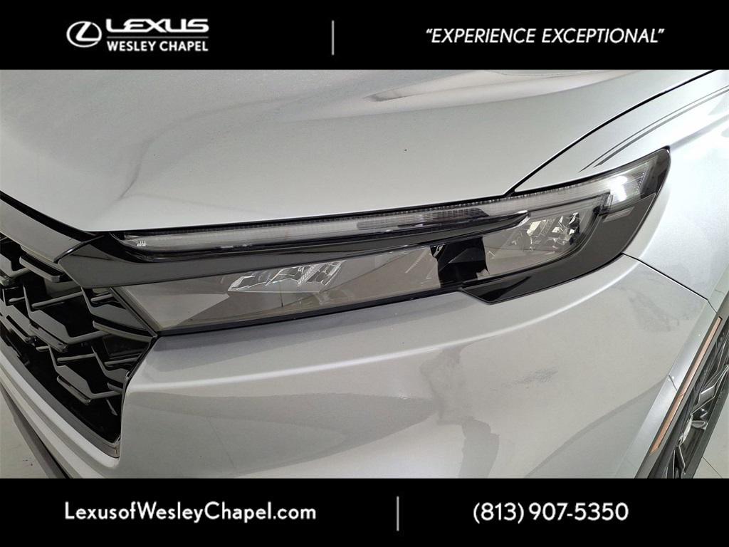 used 2024 Honda CR-V Hybrid car, priced at $32,490