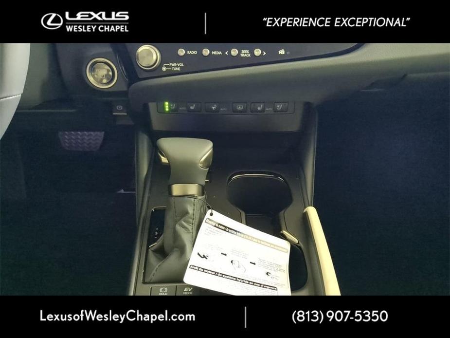 new 2024 Lexus ES 300h car, priced at $53,005