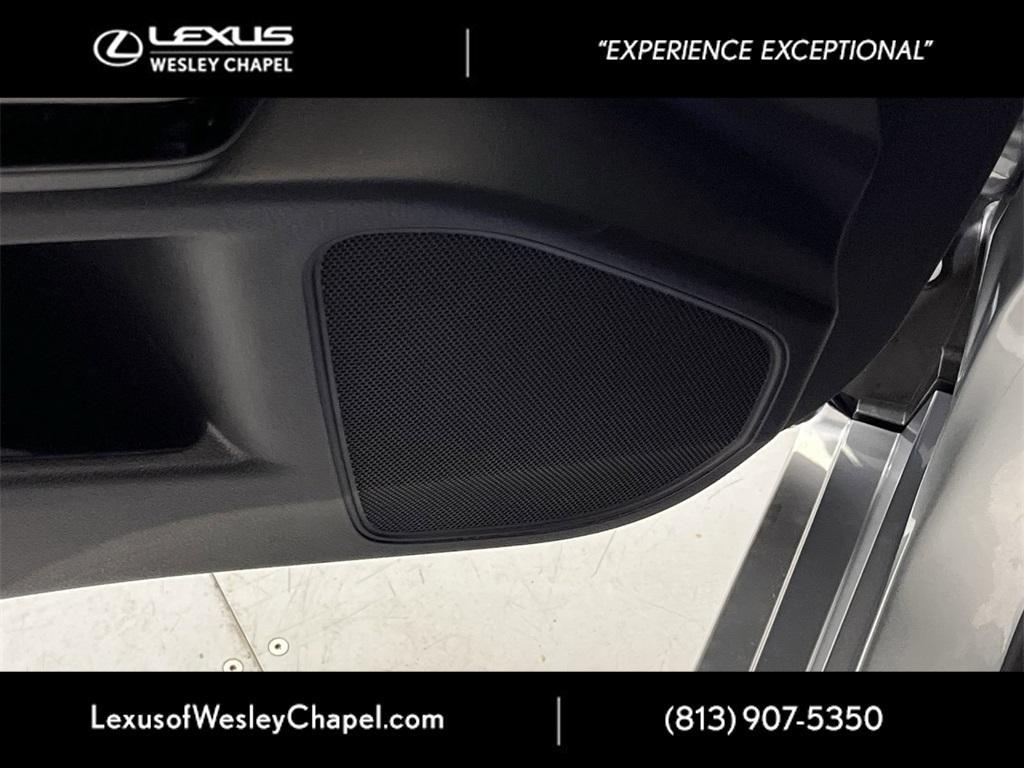used 2022 Lexus ES 300h car, priced at $39,990