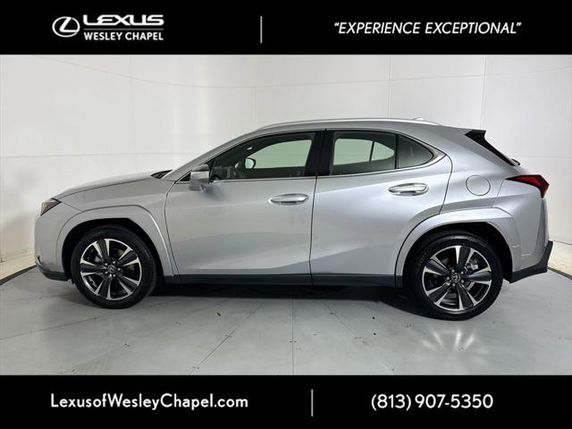 new 2025 Lexus UX 300h car, priced at $42,980