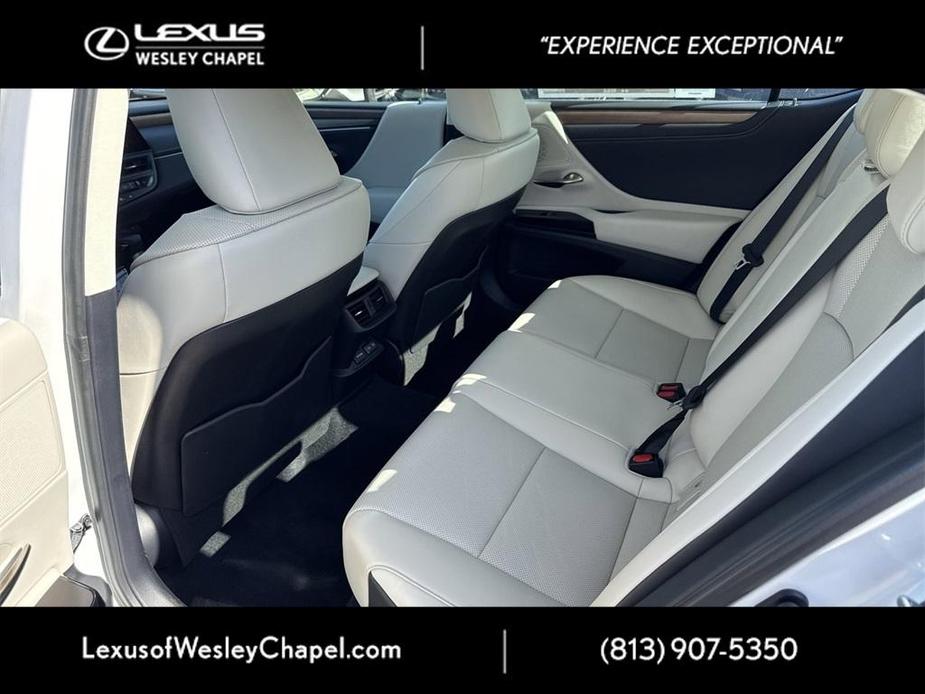 new 2025 Lexus ES 350 car, priced at $48,230