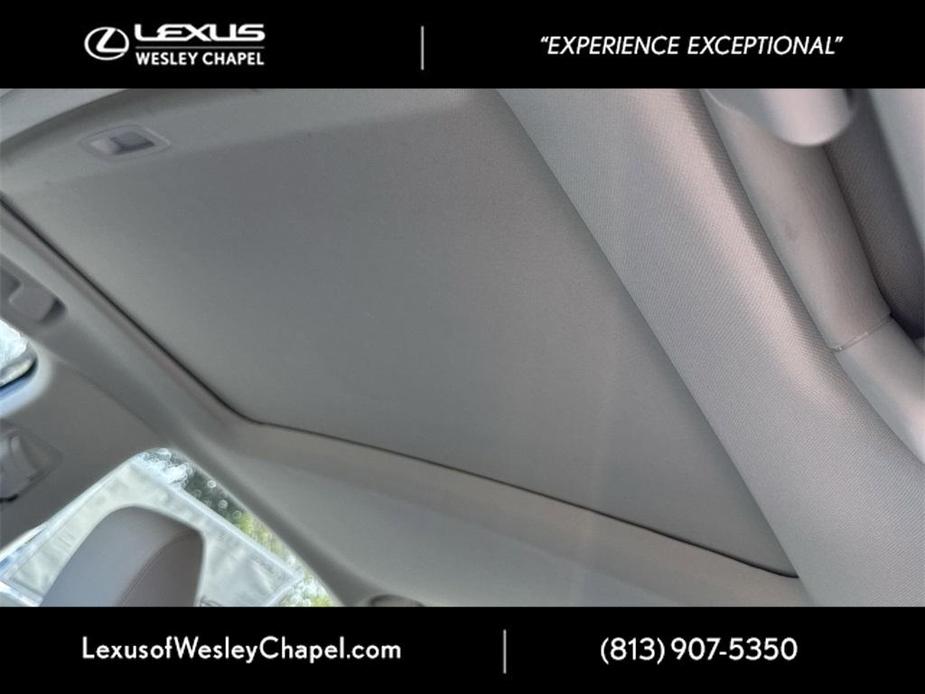 new 2025 Lexus ES 350 car, priced at $48,230