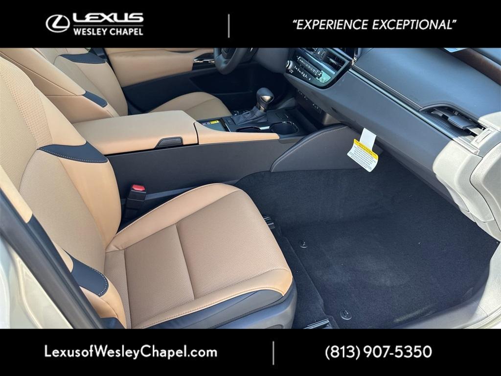 new 2025 Lexus ES 350 car, priced at $47,730