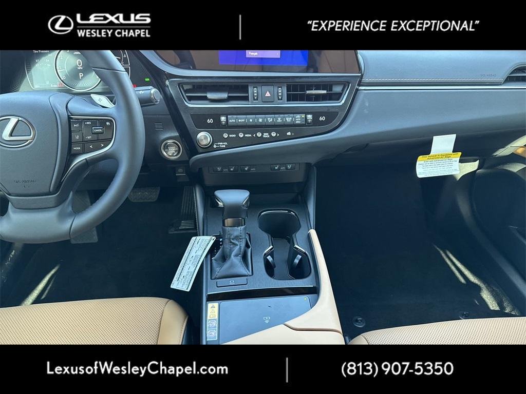 new 2025 Lexus ES 350 car, priced at $47,730