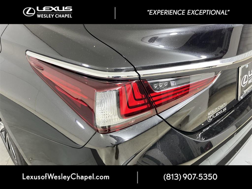 new 2025 Lexus ES 350 car, priced at $46,950