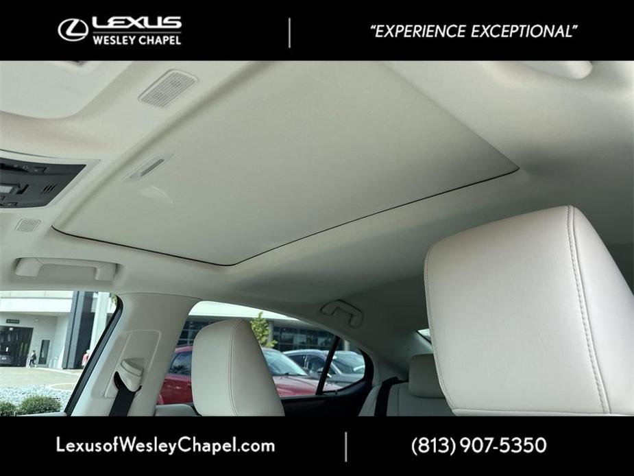 used 2024 Lexus ES 350 car, priced at $42,900