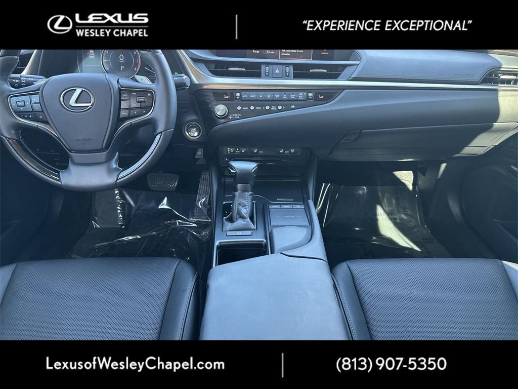 used 2021 Lexus ES 350 car, priced at $30,590