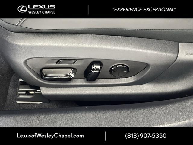 new 2025 Lexus ES 300h car, priced at $56,485
