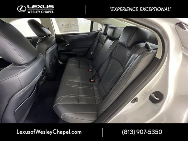 new 2025 Lexus ES 300h car, priced at $56,485