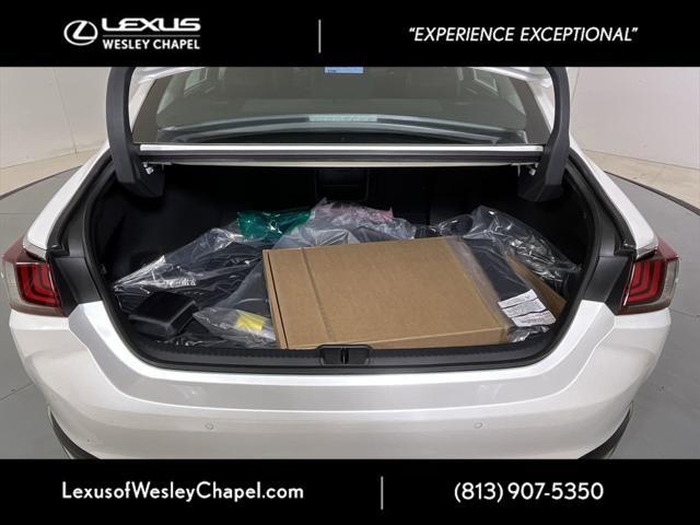 new 2025 Lexus ES 300h car, priced at $56,485