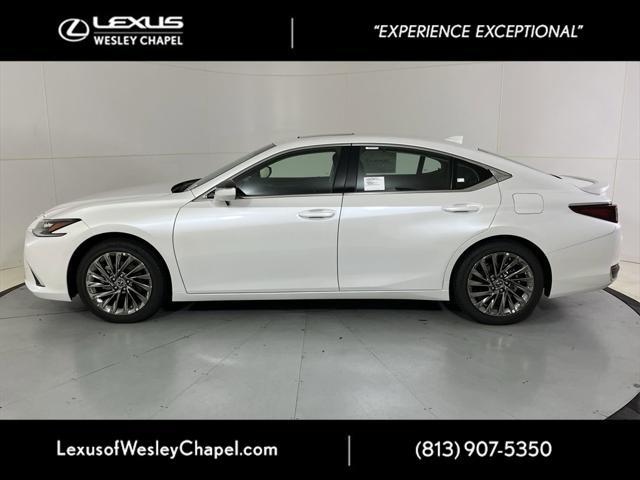 new 2025 Lexus ES 300h car, priced at $56,485