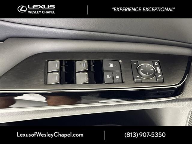 new 2025 Lexus ES 300h car, priced at $56,485