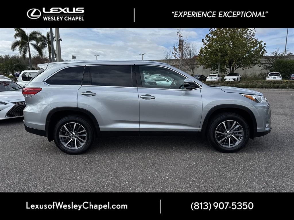 used 2019 Toyota Highlander car, priced at $29,900