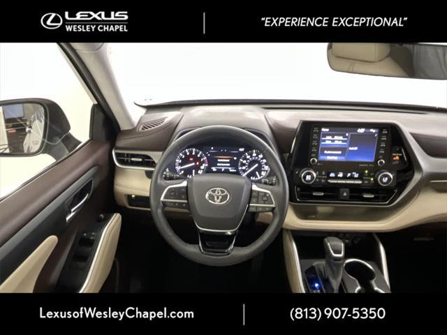 used 2021 Toyota Highlander car, priced at $30,990