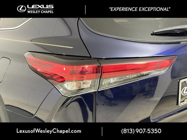 used 2021 Toyota Highlander car, priced at $30,990