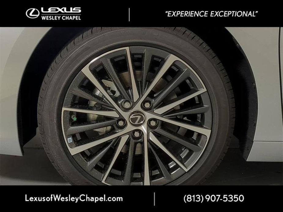 new 2024 Lexus ES 250 car, priced at $46,025