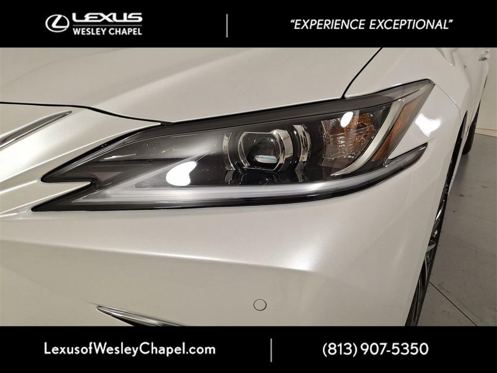 new 2025 Lexus ES 350 car, priced at $49,790