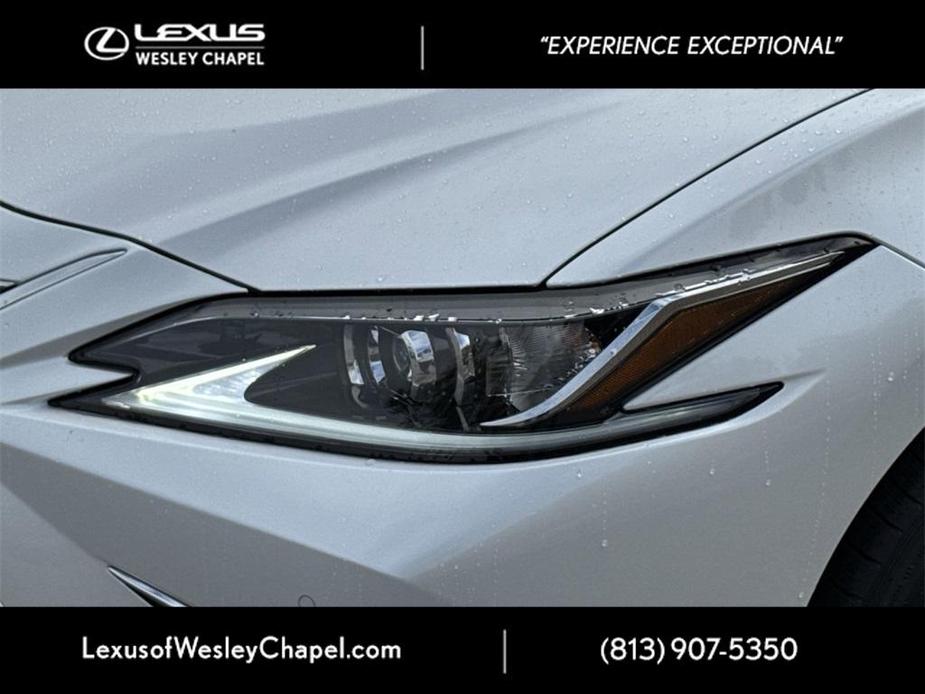 new 2025 Lexus ES 350 car, priced at $47,390