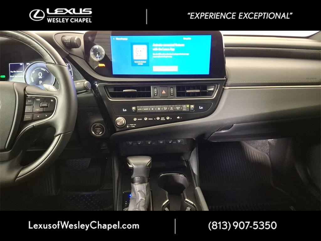 used 2024 Lexus ES 300h car, priced at $46,990