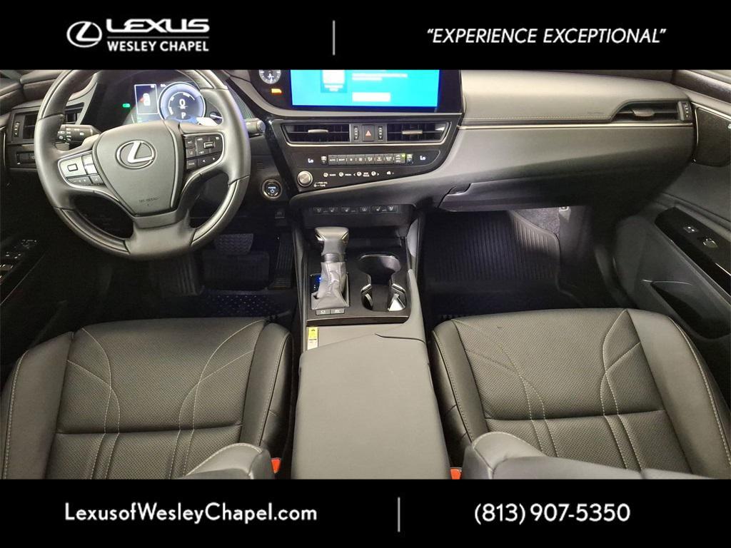 used 2024 Lexus ES 300h car, priced at $46,990