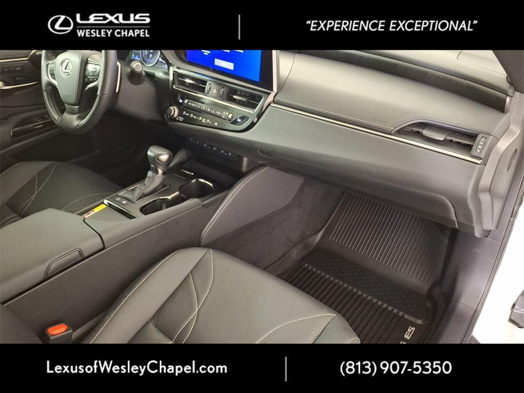 used 2024 Lexus ES 300h car, priced at $46,990