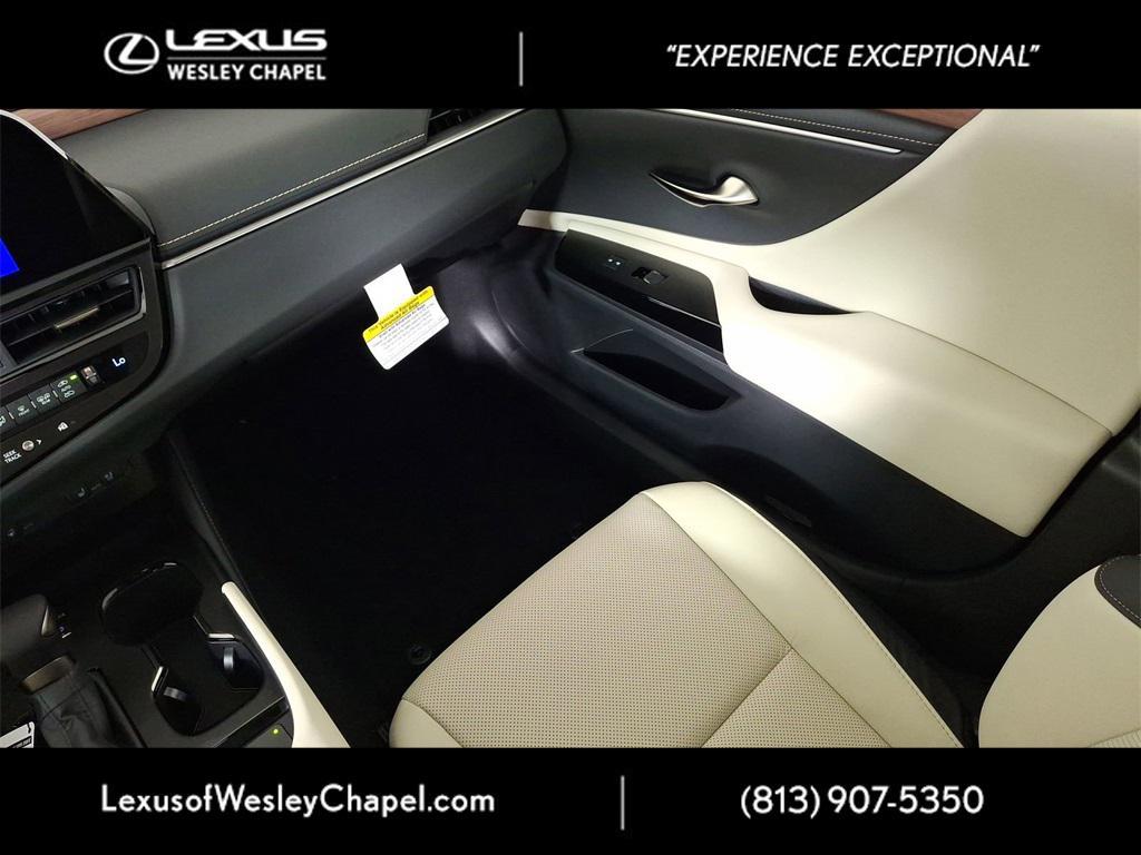 new 2025 Lexus ES 350 car, priced at $47,950