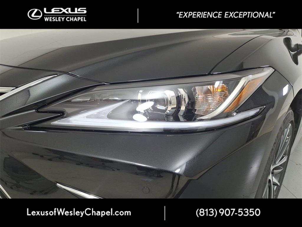 new 2025 Lexus ES 350 car, priced at $47,950