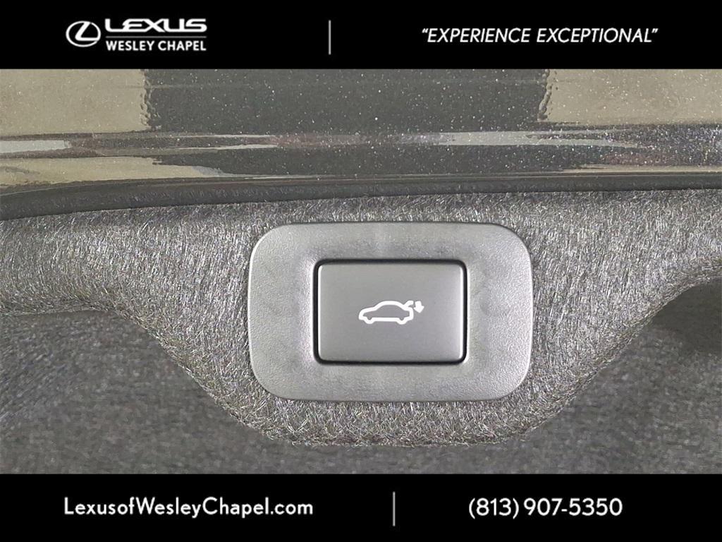 new 2025 Lexus ES 350 car, priced at $47,950