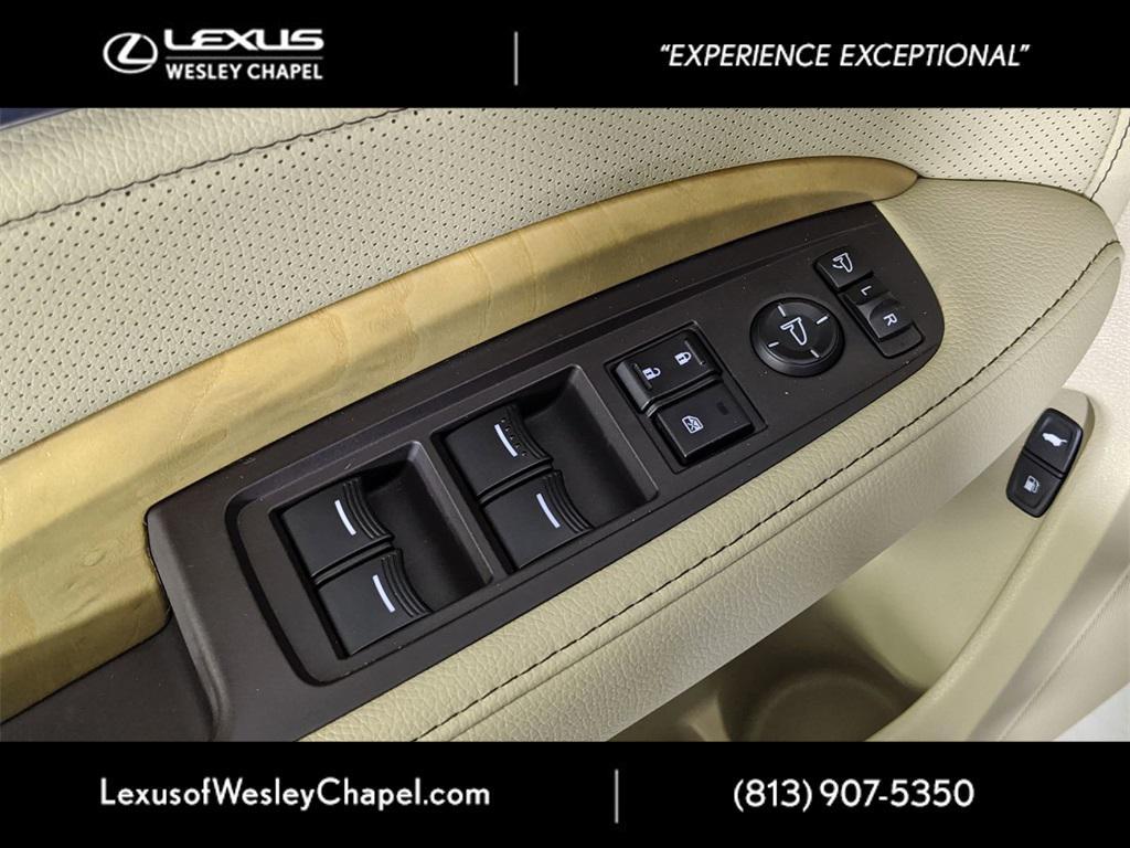 used 2020 Acura MDX car, priced at $26,550