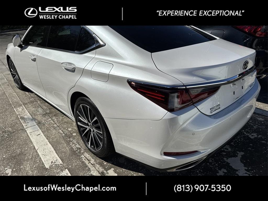 used 2022 Lexus ES 350 car, priced at $34,400