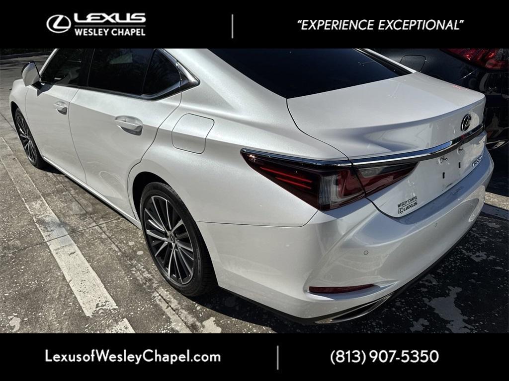 used 2022 Lexus ES 350 car, priced at $34,400