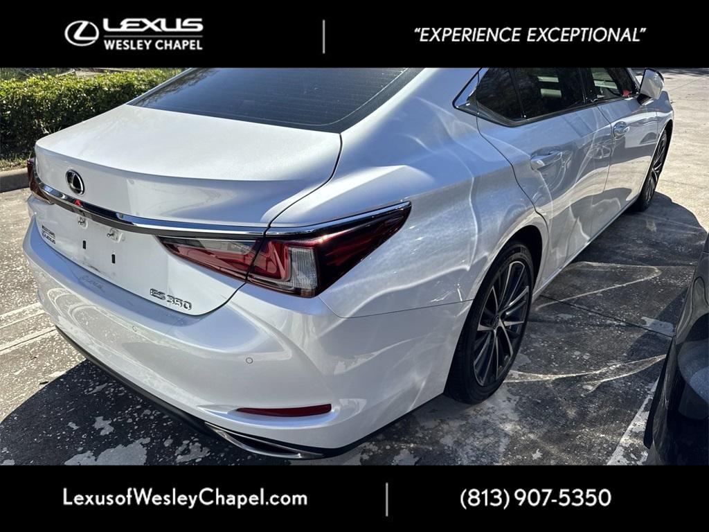 used 2022 Lexus ES 350 car, priced at $34,400