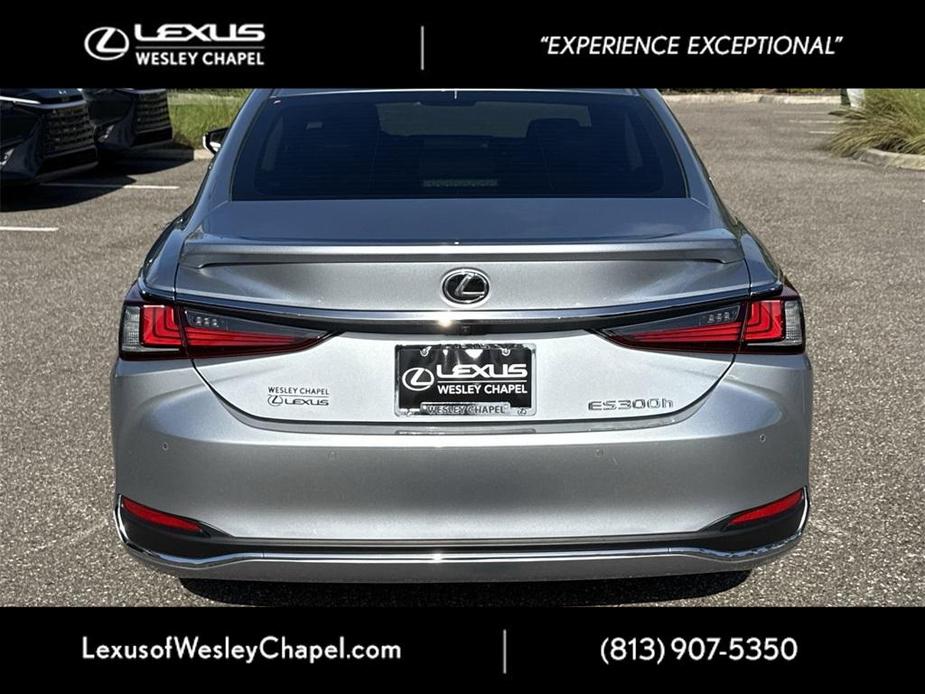 used 2023 Lexus ES 300h car, priced at $38,000