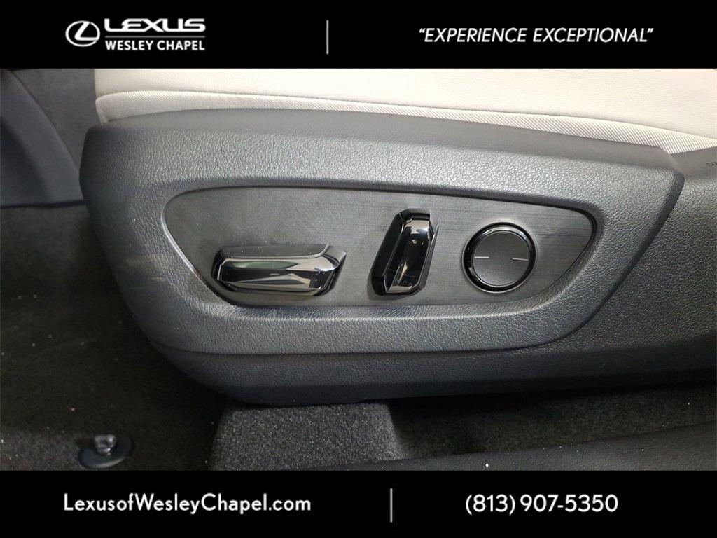 new 2025 Lexus RX 350 car, priced at $61,919