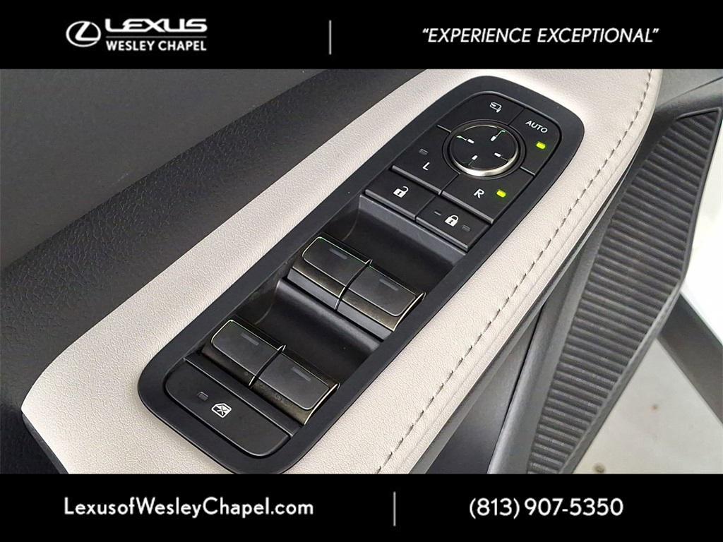 new 2025 Lexus RX 350 car, priced at $61,919