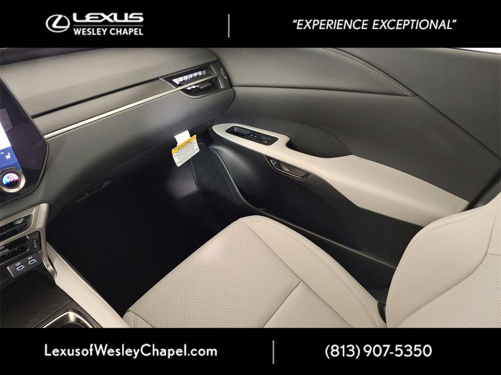 new 2025 Lexus RX 350 car, priced at $61,919