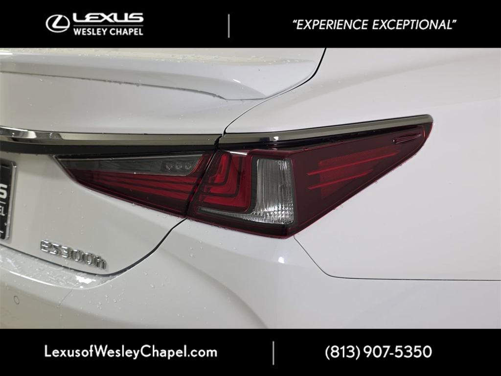 used 2023 Lexus ES 300h car, priced at $42,271