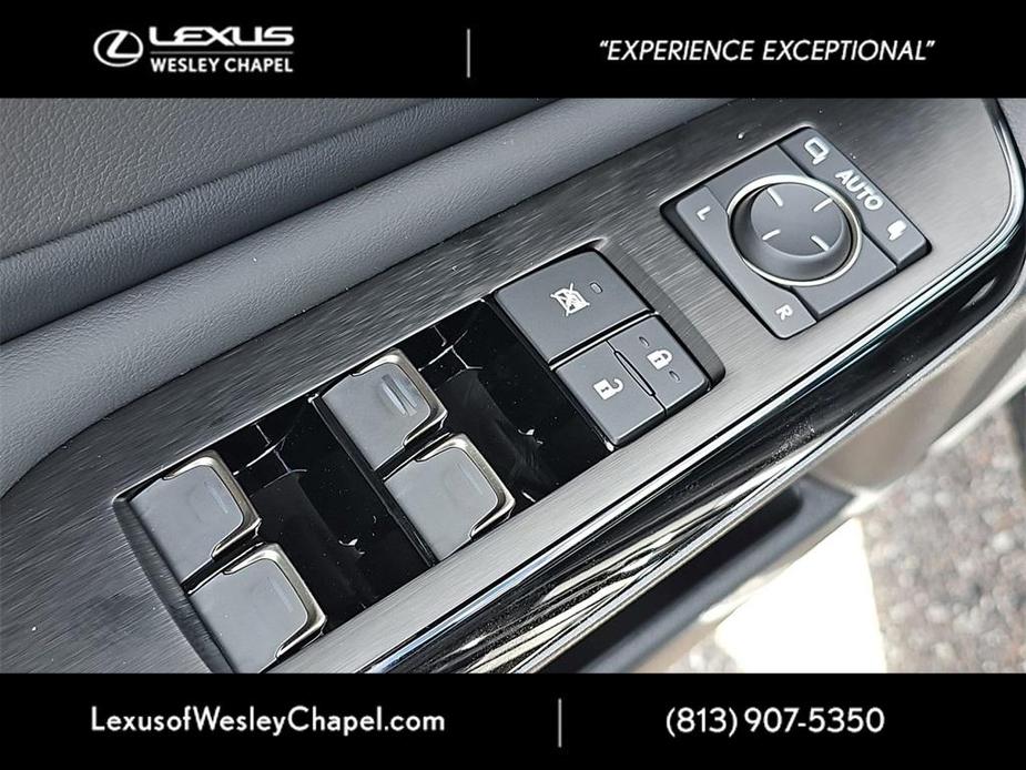 new 2025 Lexus ES 350 car, priced at $44,731