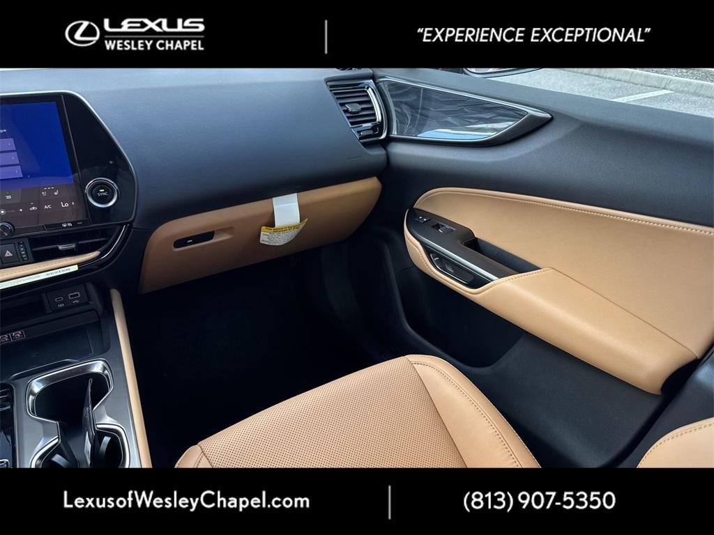 new 2025 Lexus NX 250 car, priced at $45,410