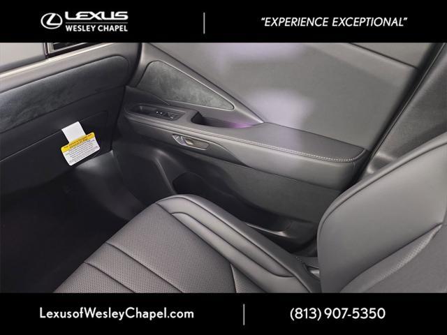 new 2025 Lexus TX 500h car, priced at $73,670
