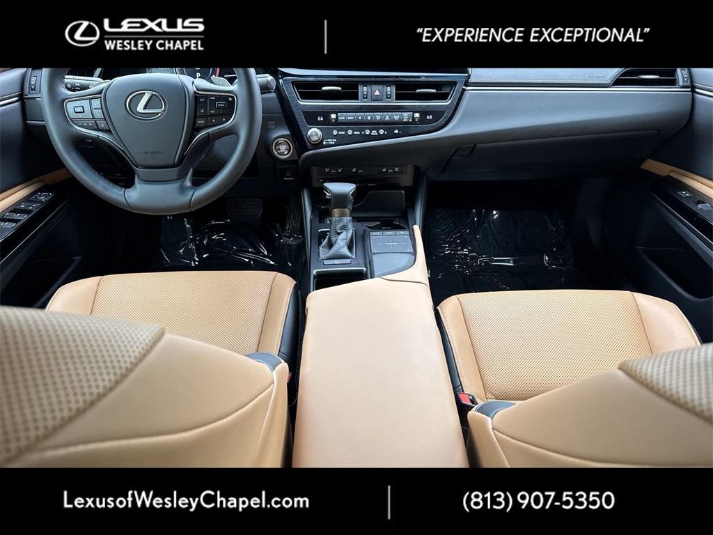 used 2022 Lexus ES 350 car, priced at $33,100